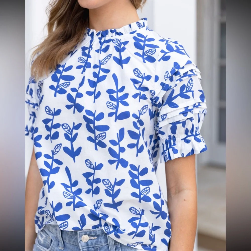 Blue and white mod floral ruffle neck top - Picture 7 of 12